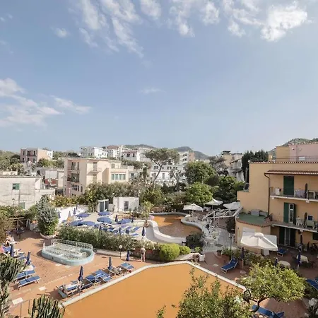 Royal Terme 4*