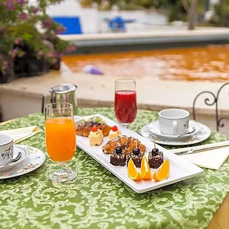 Royal Terme فندق 4*