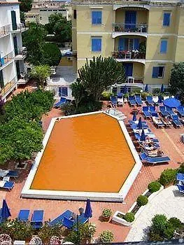Royal Terme Отель Искья