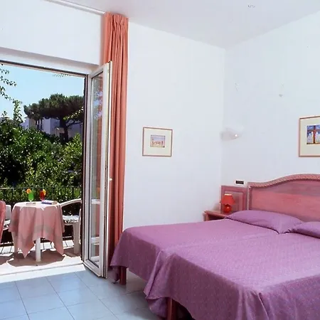 Royal Terme 4*